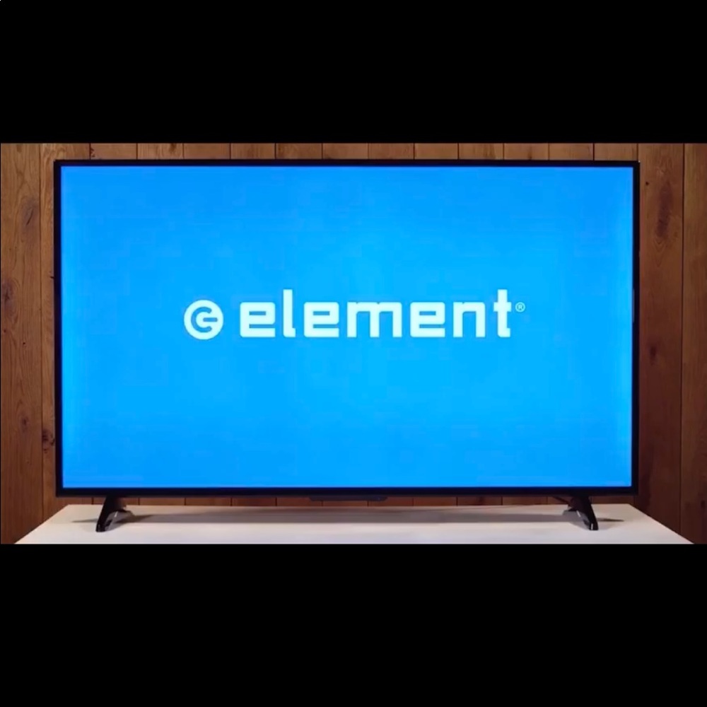 40” Element Smart Tv